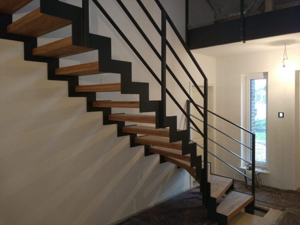 Massiv-holztreppen