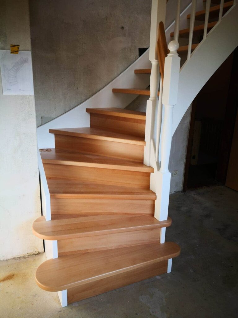 Massiv-holztreppen