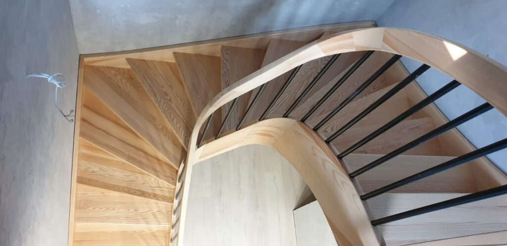 Massiv-holztreppen