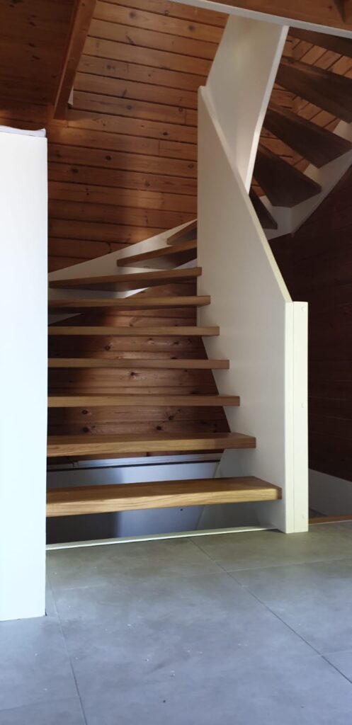 Massiv-holztreppen